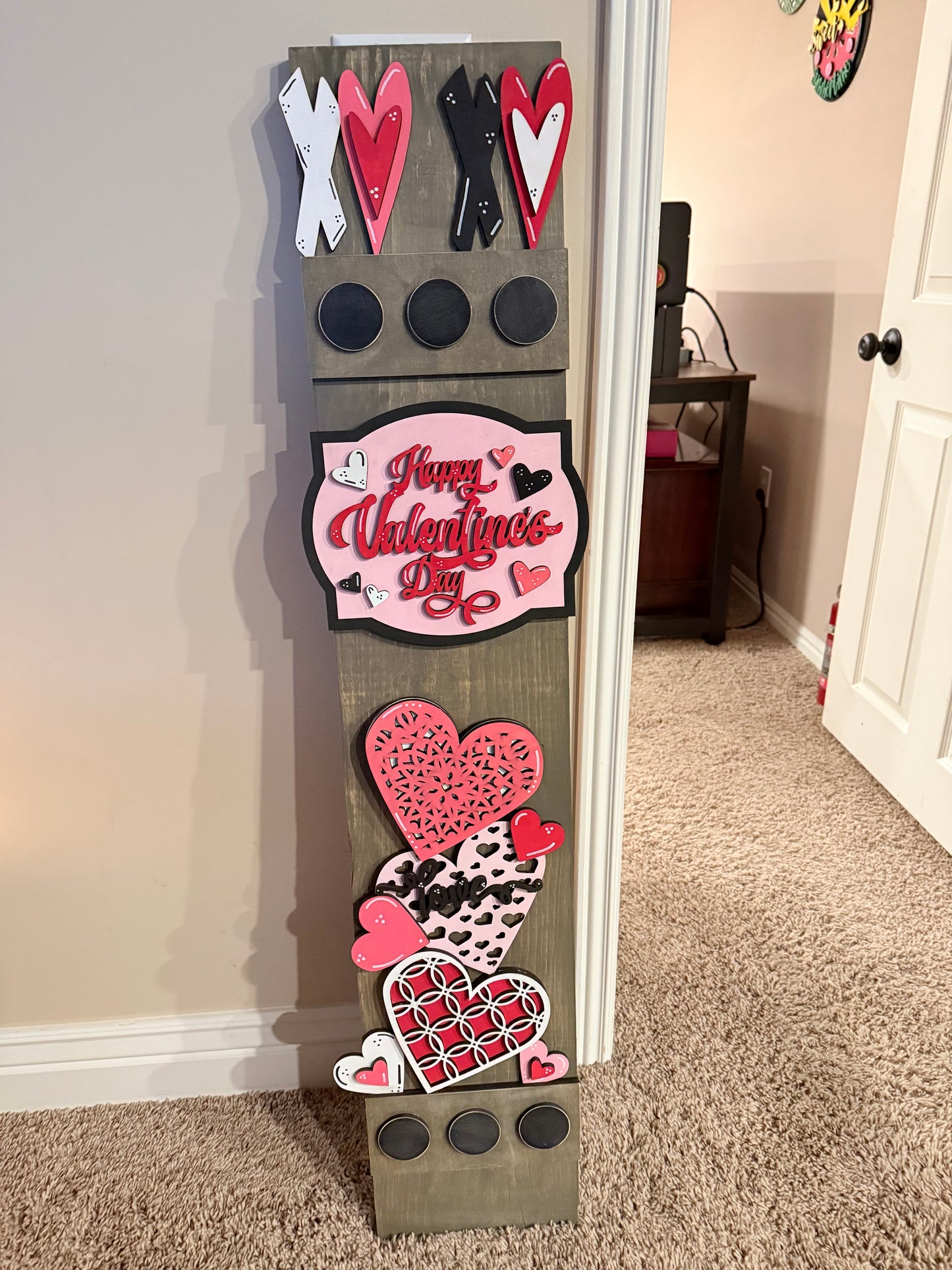 Valentines Day Porch Leaner